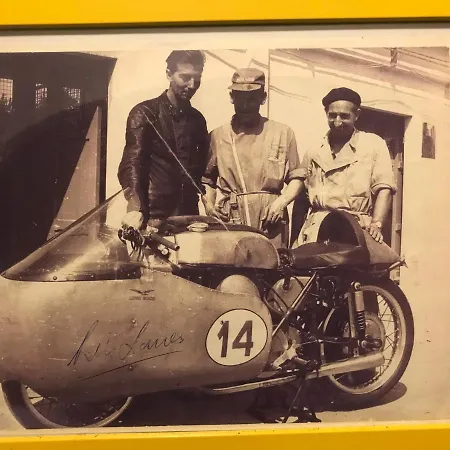 Guzzi - *